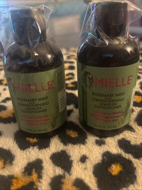 MIELLE- Rosemary Mint Strengthening Leave-In Conditioner Set of 2